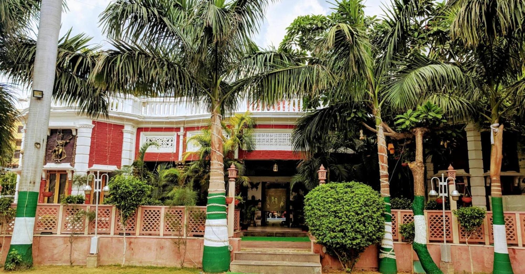 Heritage Hotel Lucknow Bagian luar foto