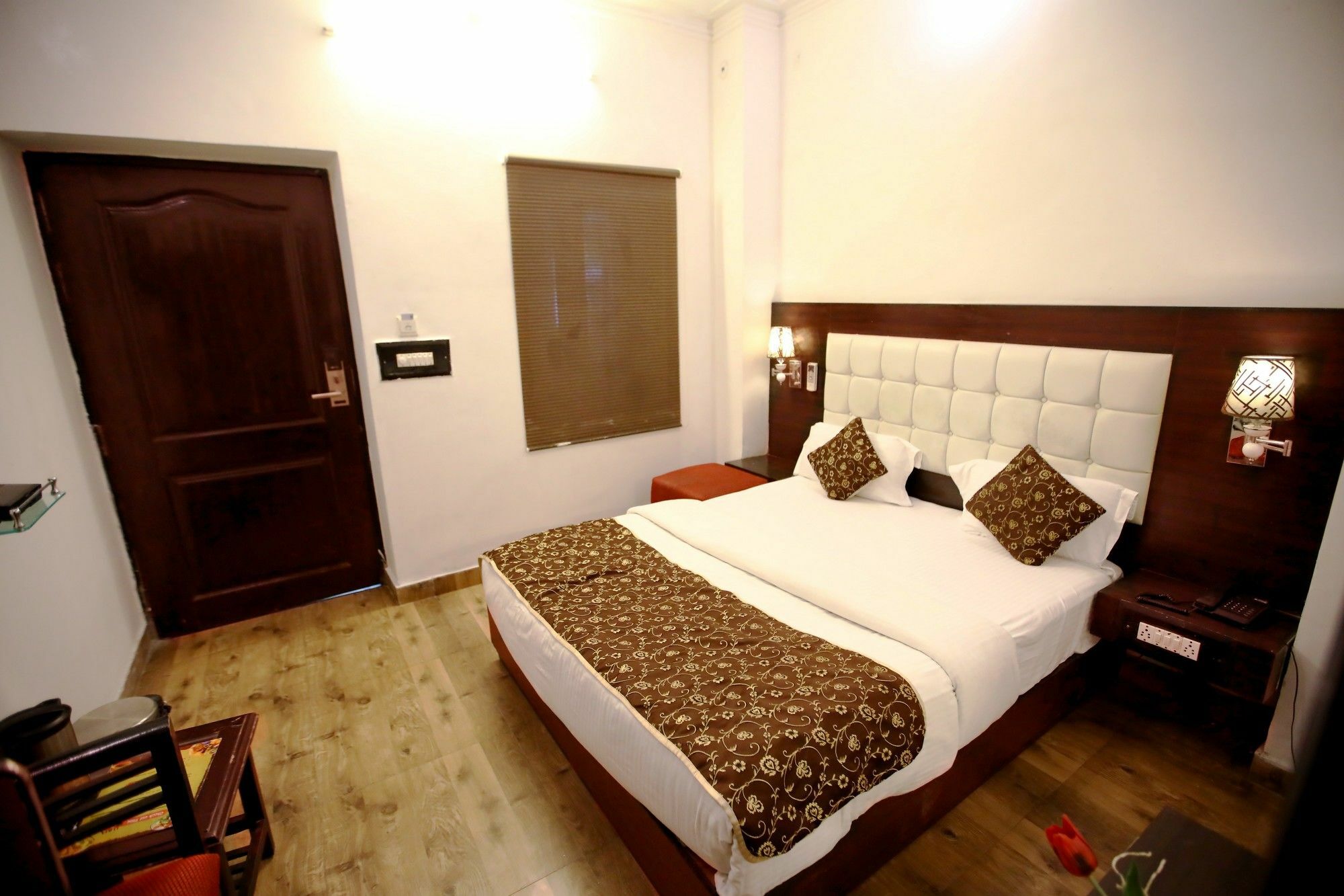 Heritage Hotel Lucknow Bagian luar foto