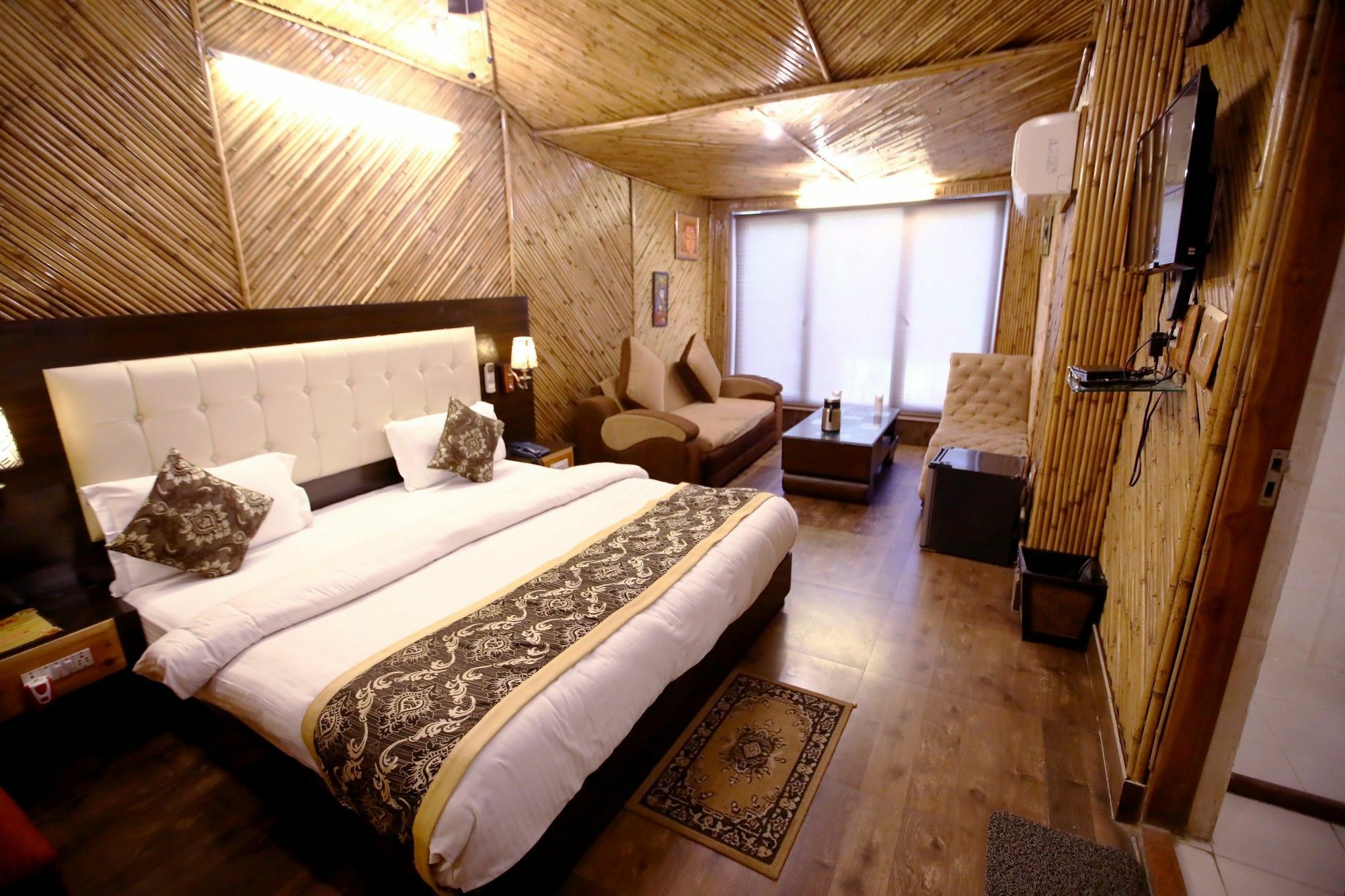 Heritage Hotel Lucknow Bagian luar foto