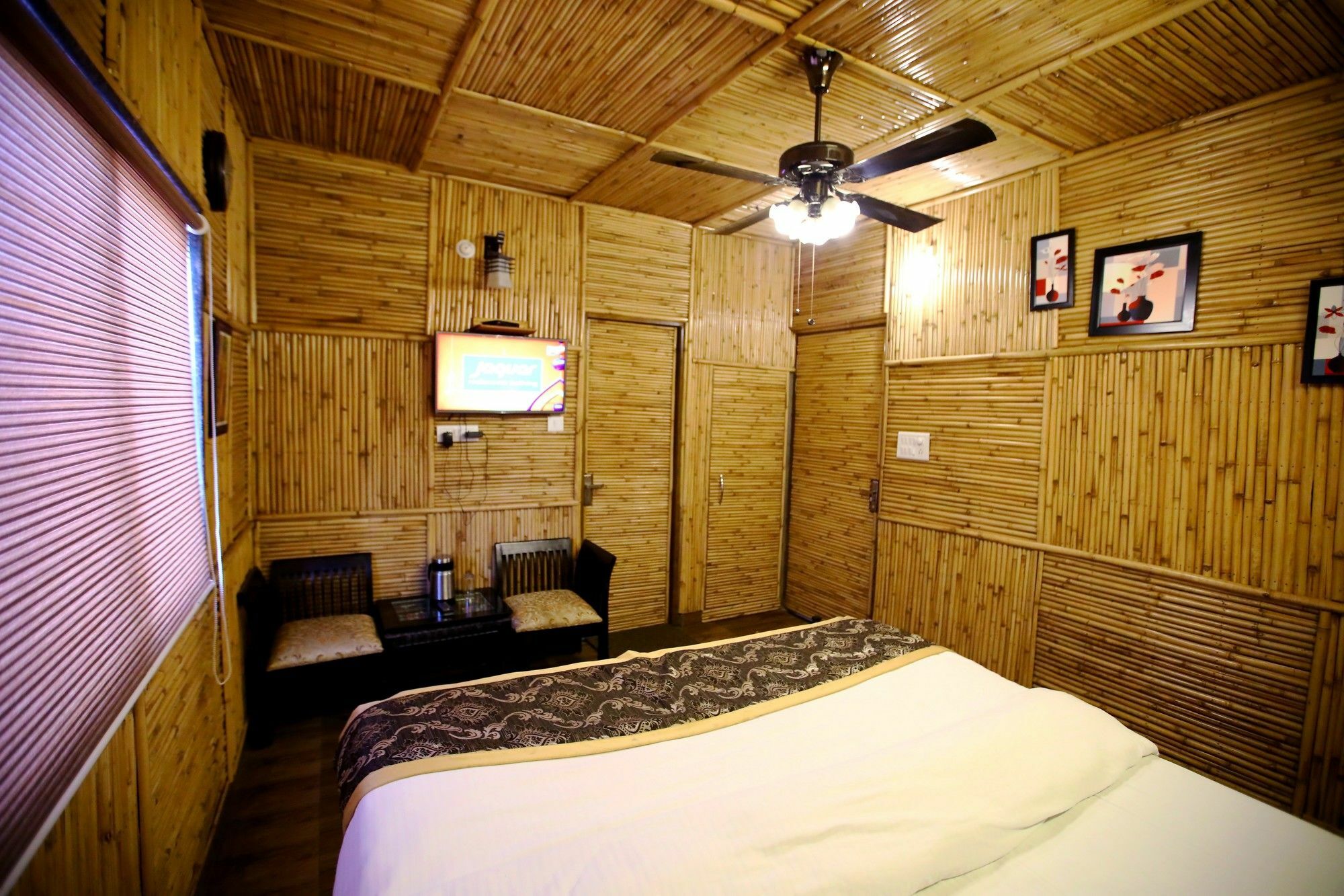 Heritage Hotel Lucknow Bagian luar foto
